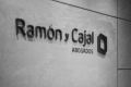 Ramón y Cajal Abogados logo