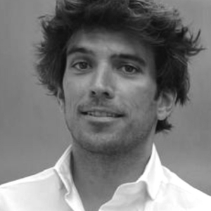 Óscar Bernaldo de Quiros