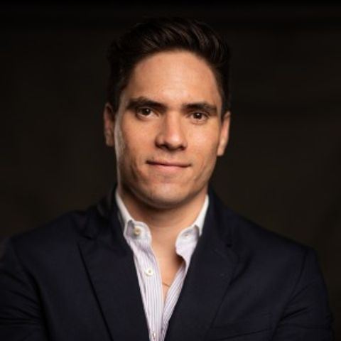 Roberto Serrano Plowells