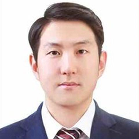 YoungRae (Daniel) Cho