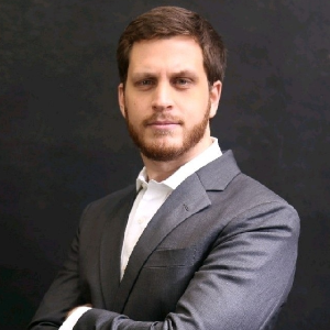 Gustavo Cruz