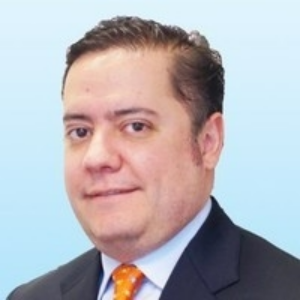 Luis Lira