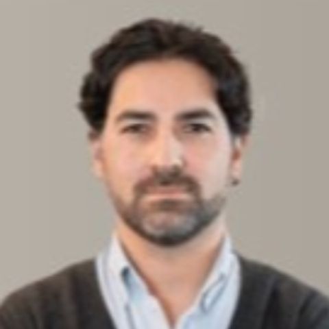 Andrés López González