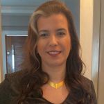 Flávia Barauna, Diretora Services Brasil profile photo