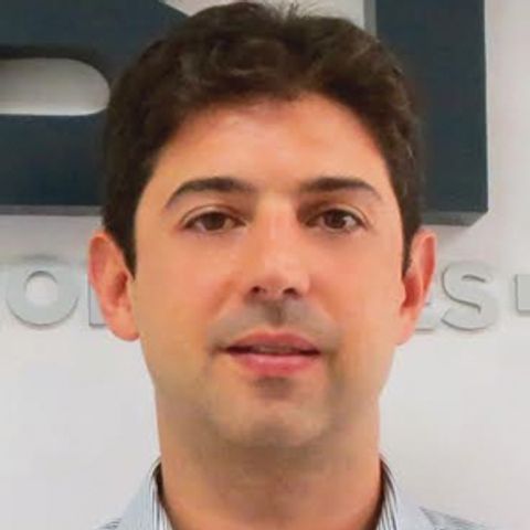 André Bernardes Pereira de Rezende