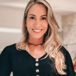 Débora Bertini, Diretora Geral de Incorporação e Vendas profile photo