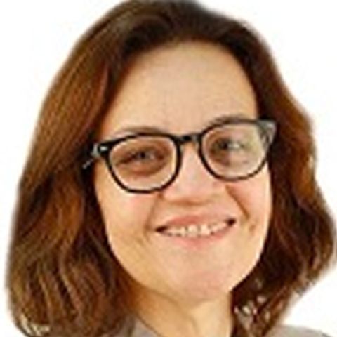 Symone de Santana Araújo