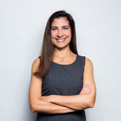 Claudia Lucena