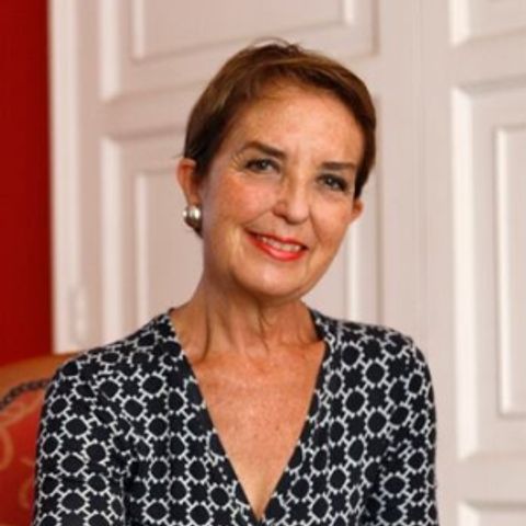 Gloria Hutt
