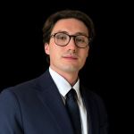 Romain Lamoure, Director of the Grande Ecole Program profile photo