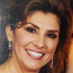 Leura Oliveira, Diretora de investimentos profile photo