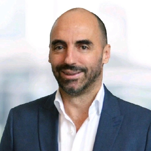 Alejandro De La Vega