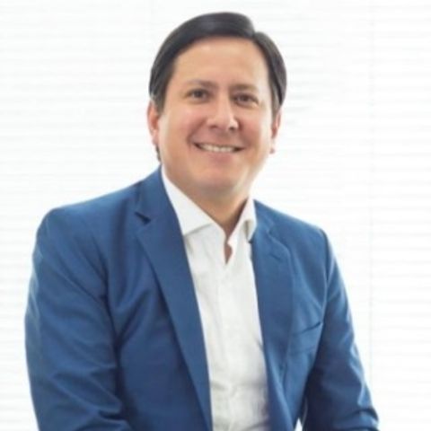 Alexander Salas