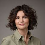 Dorota Bartosz, Director for Sustainable Buildings profile photo
