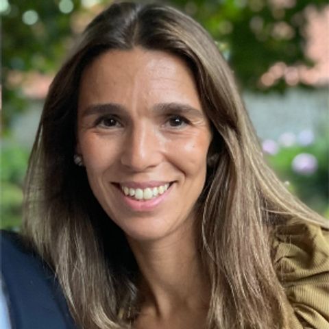 Mariana Charters Monteiro