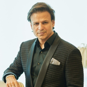Dr. Vivek Oberoi