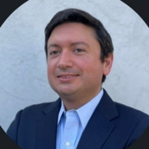 Carlos Pascual
