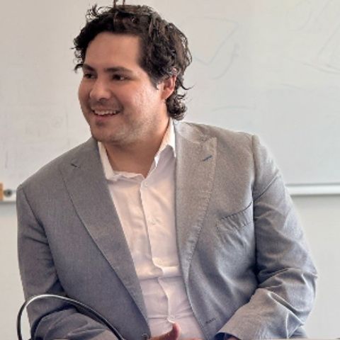 Carlos Castillo Pérez