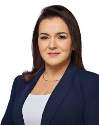 Adriane Lopes