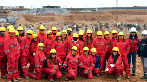 Programa Mandos Medios Femeninos