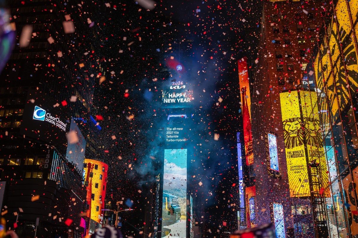 Outside view of the One Times Square