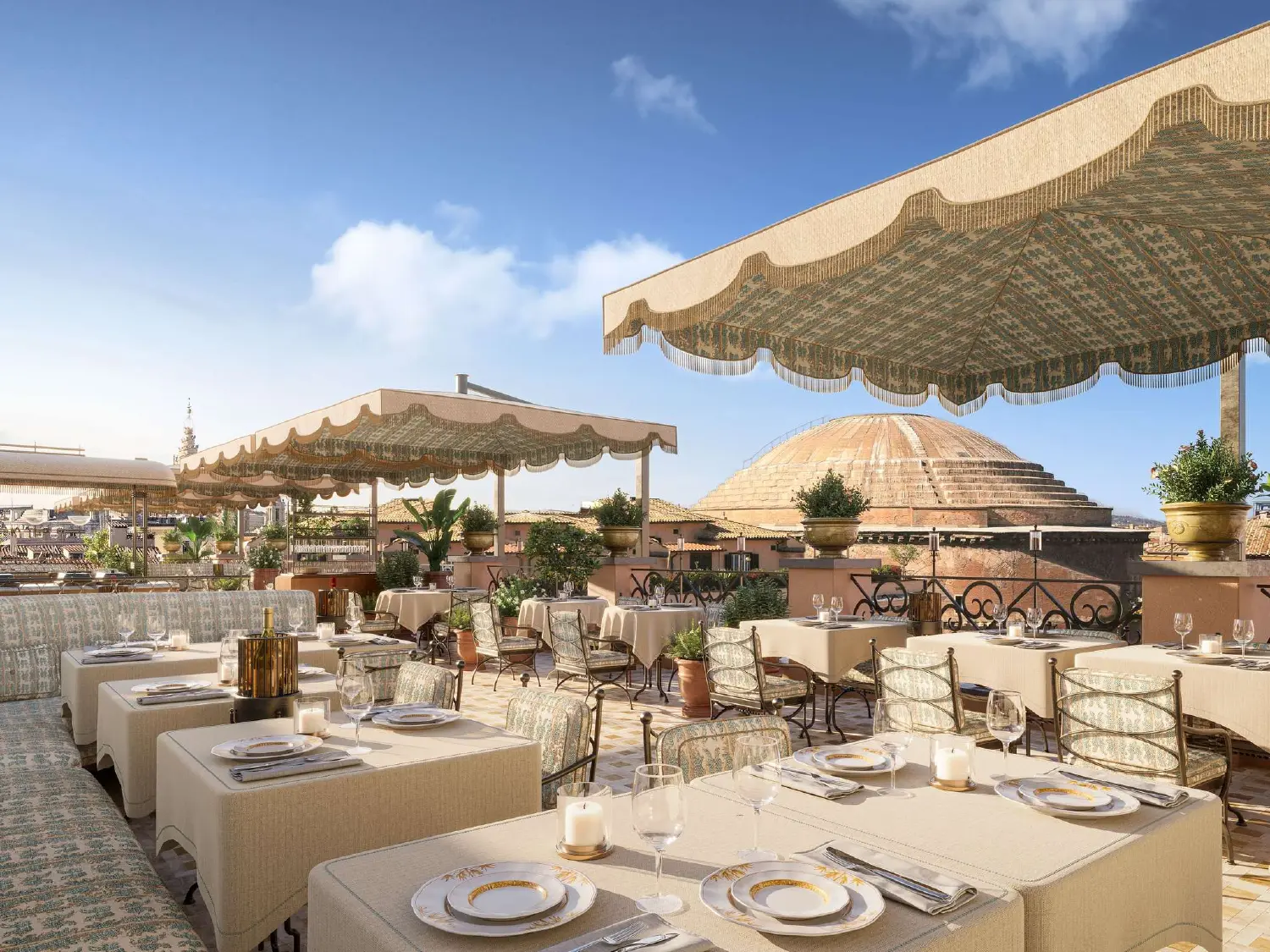 A luxurious lunch setting in Orient Express La Minerva.