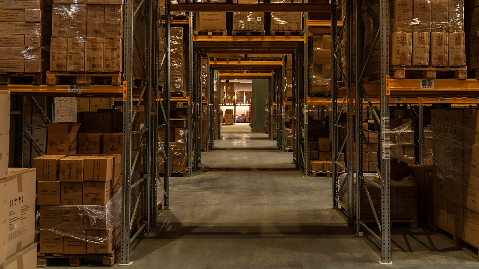 India Warehousing Exit Strategy: GRI’s Guide to Private Sales, InvITs, and IPOs