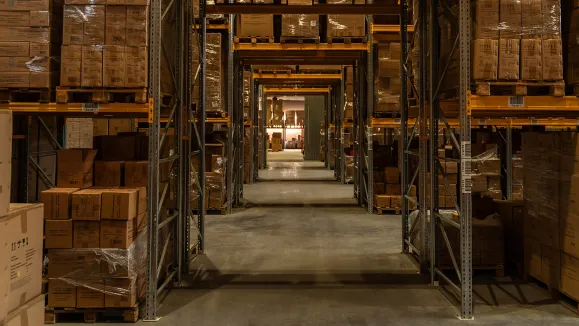 India Warehousing Exit Strategy: GRI’s Guide to Private Sales, InvITs, and IPOs