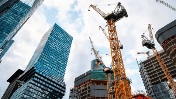 Radar de Mercado: Governo federal e prefeituras planejam novo modelo de parcerias público-privadas para locação social