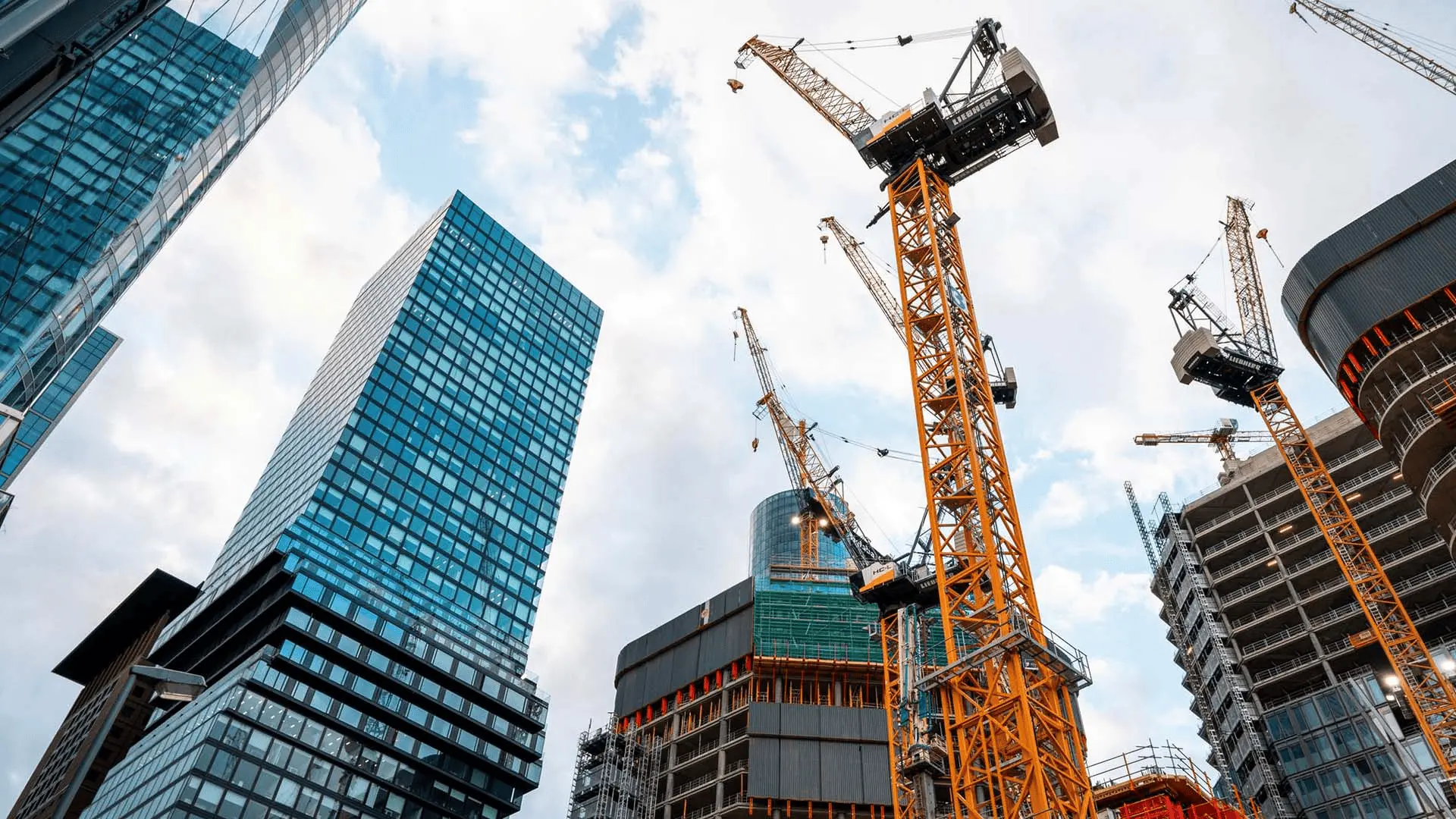 Radar de Mercado: Governo e prefeituras planejam PPPs para locação social