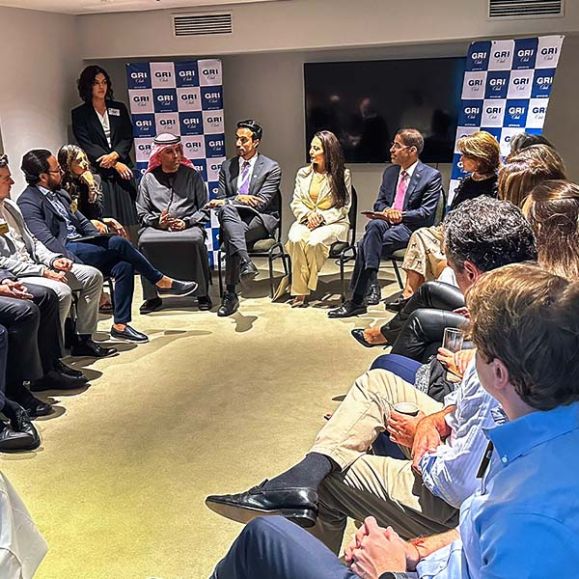 Emirados Árabes buscam investidores brasileiros no mercado imobiliário